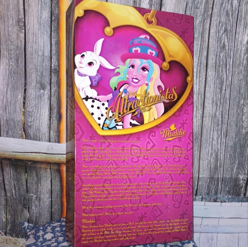 Disney Attractionista Mad Hatter Tea Cup Ride Maddie Doll Disneyland Collectible - Picture 3 of 6